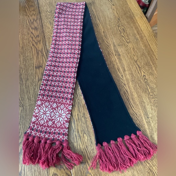 Woolrich Pink Patterned Scarf - Picture 2 of 6